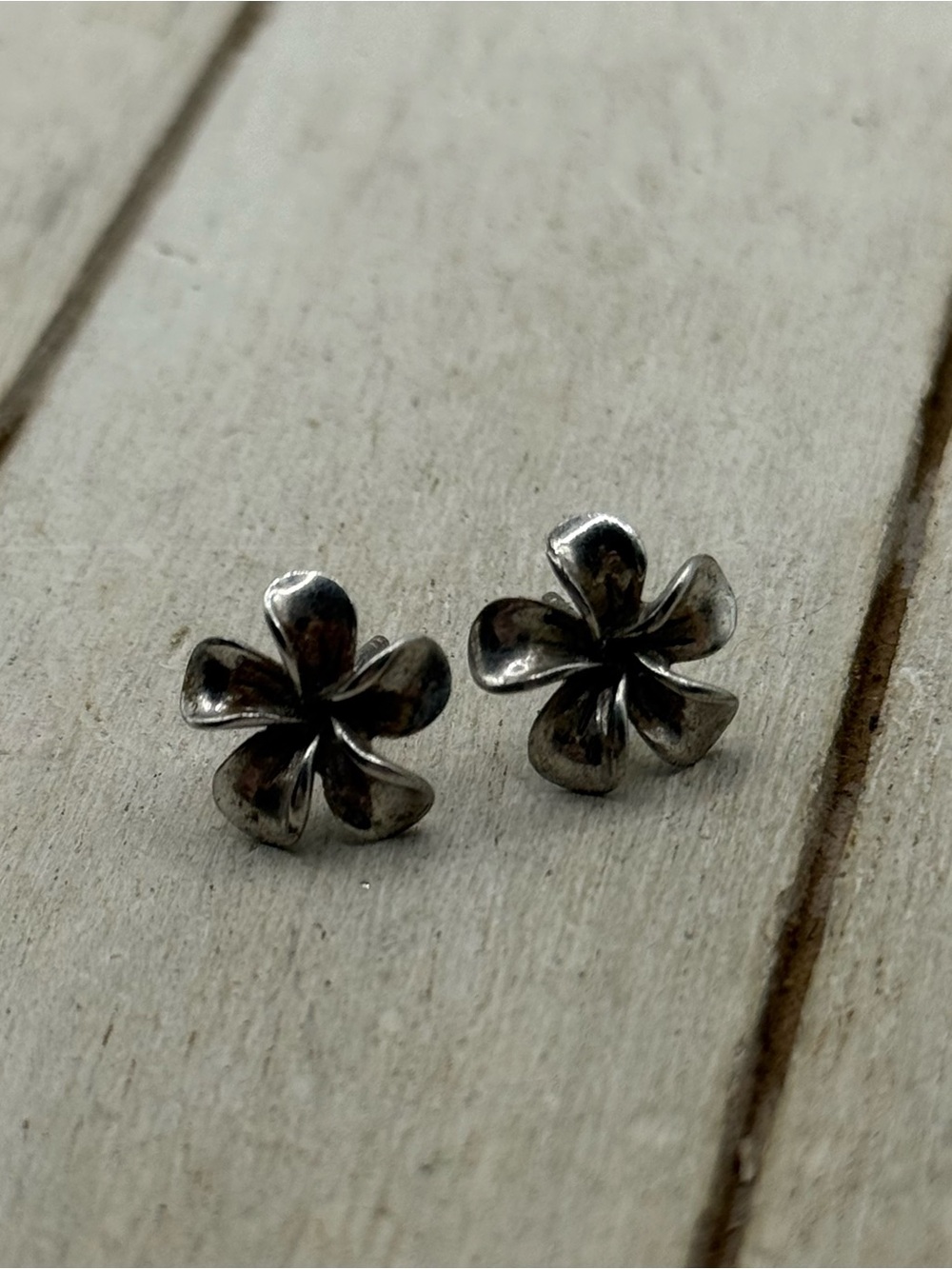 Sterling Silver Floral hawiian Stud Earrings